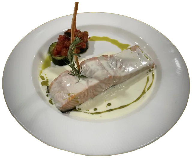 Salmón al horno con crema de torta